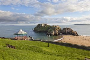tenby bandstand st catherines sm.jpg